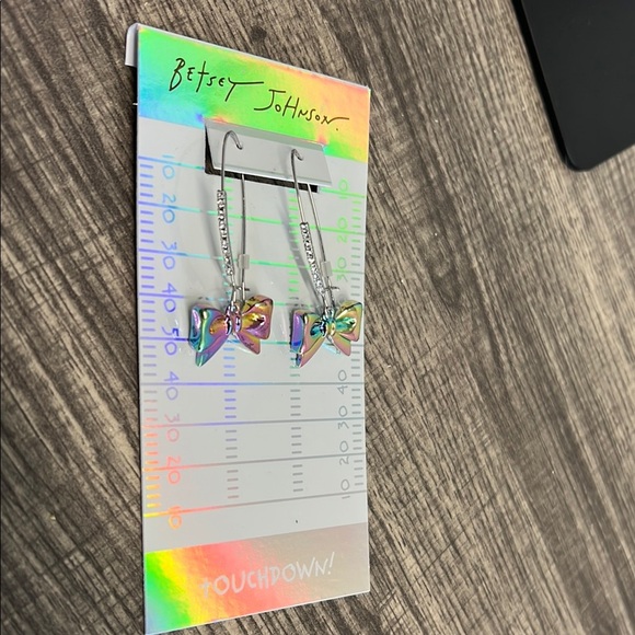 Betsey Johnson | Iridescent Bow Earrings 💕🏈 - Picture 2 of 7